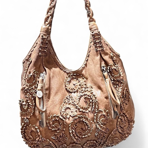 Lockheart by Isabella Fiori - Picture 2 of 15